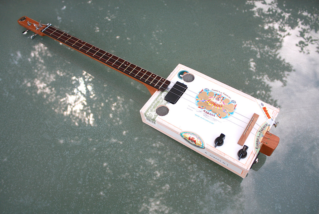 H.Upmann compact, lefty - 3 string cigar box guitar
