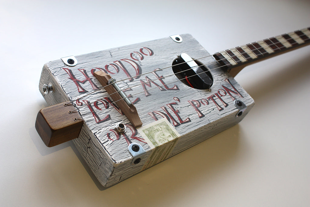 Workshop Series, White crackle "Hoodoo Potion"