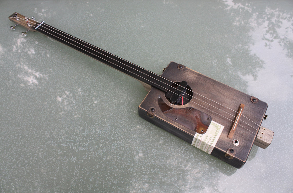 Workshop Series - Fretless distressed lefty - 3 String Cigar Box Guitar