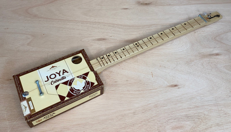 Joya Diddley Bow - piezo pickup