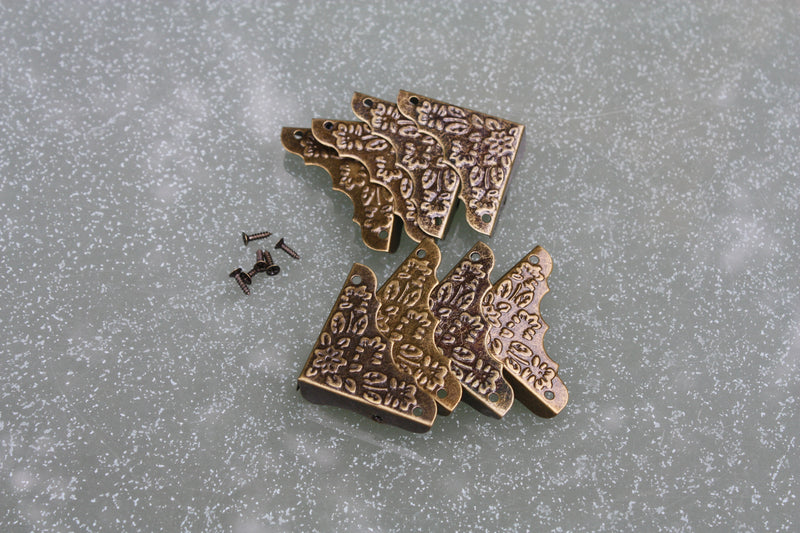 Bronze Corner Protector - Floral