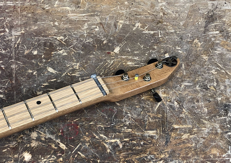Baron Ullmann - Compact - 3 String Cigar Box Guitar