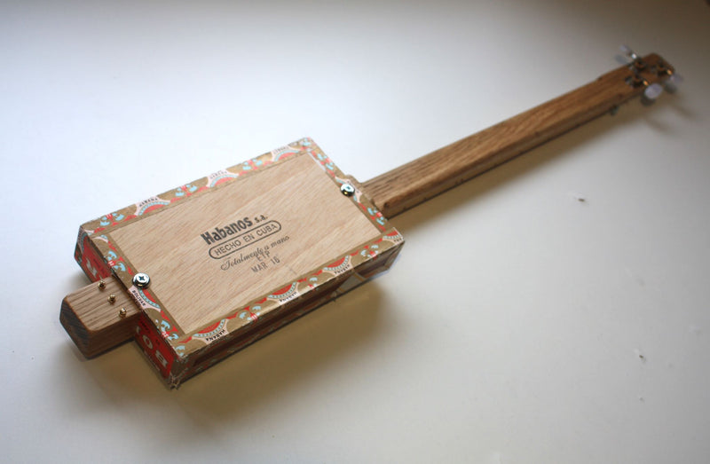 Bolivar Fretless - 3 String Cigar Box Guitar