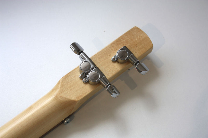 Camacho 'American Barrel' - Humbucker Pickup - 3 String Cigar Box Guitar