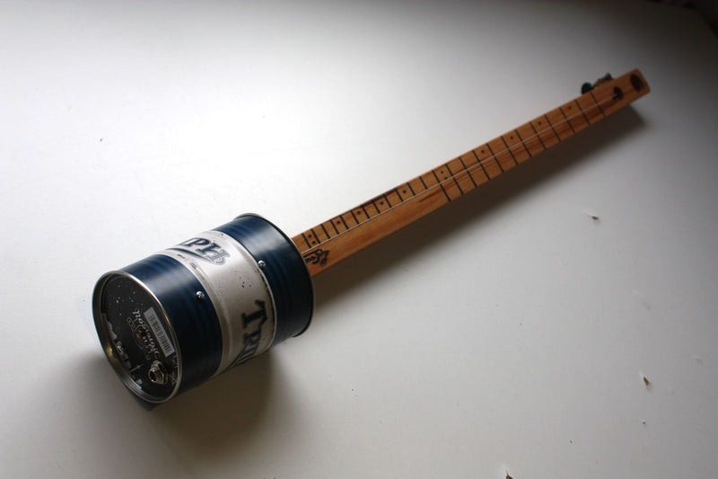 Canjo - 'Triumph' with Strat pickup