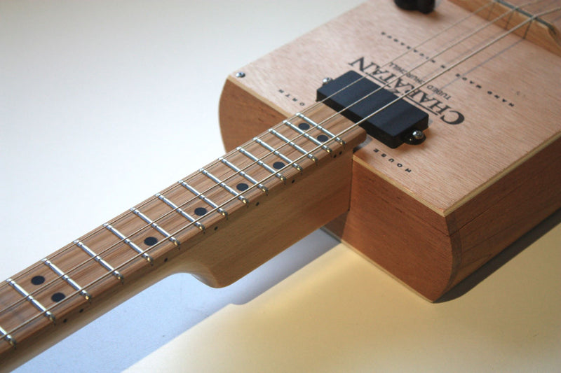 Charatan - Compact - 3 string cigar box guitar