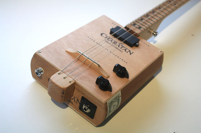 Charatan - Compact - 3 string cigar box guitar