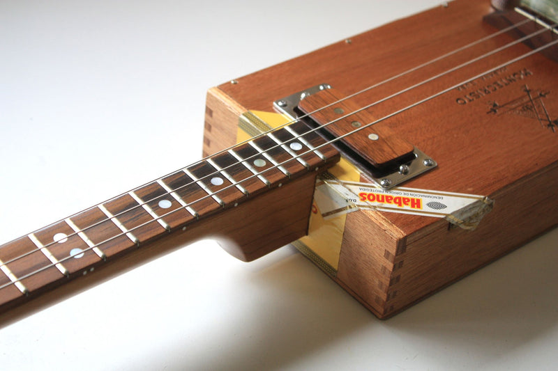 ChickenboneJohn Signature - Handwound pickup- 3 String Cigar Box Guitar