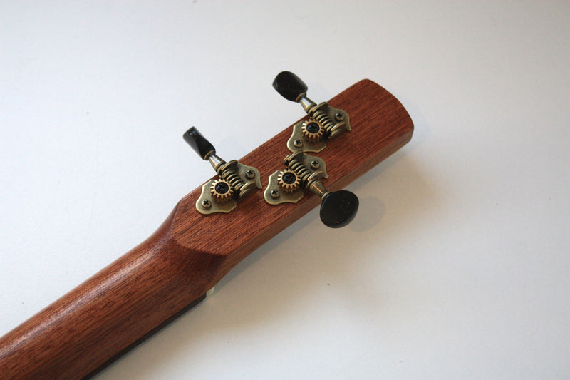 Cohiba - Handwound Pickup - 3 String Cigar Box Guitar