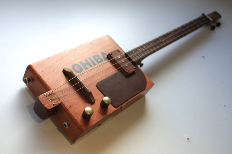 Cohiba - Handwound Pickup - 3 String Cigar Box Guitar