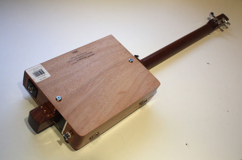 Cohiba - Humbucker - 3 String Cigar Box Guitar