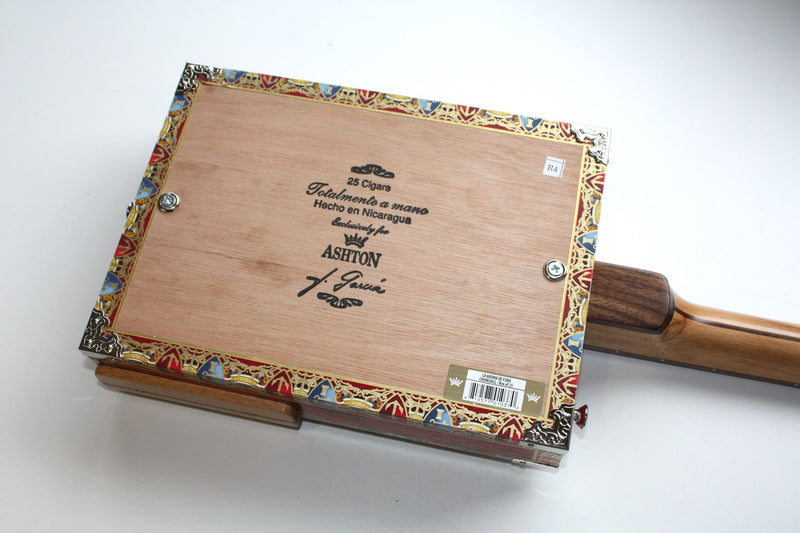 La Aroma de Cuba - Humbucker - 3 String Cigar Box Guitar