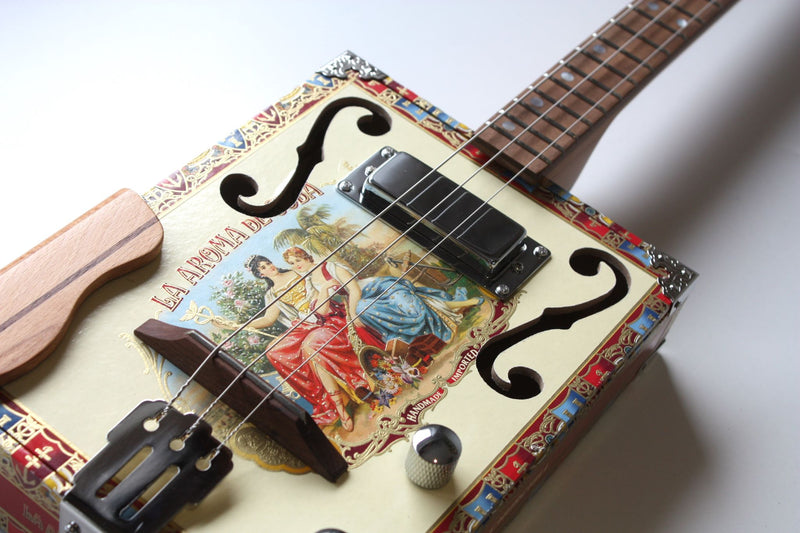 La Aroma de Cuba - Humbucker - 3 String Cigar Box Guitar
