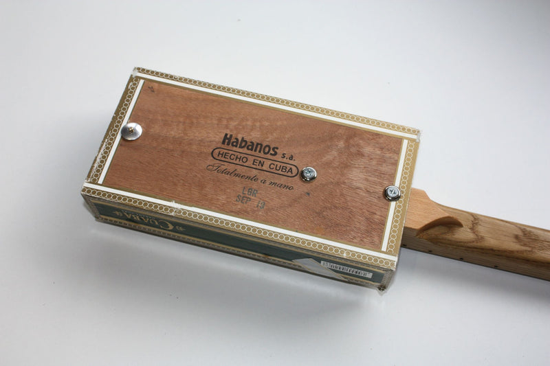 Cuaba Diddley Bow - Compact electric pickup