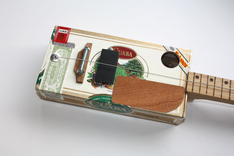 Cuaba Diddley Bow - Compact electric pickup