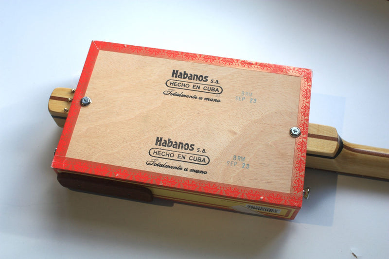 Diplomaticos Humbucker - 3 String Cigar Box Guitar