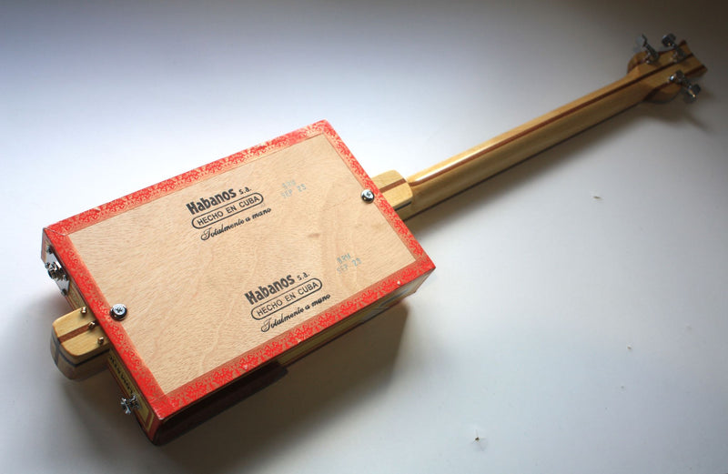 Diplomaticos Humbucker - 3 String Cigar Box Guitar