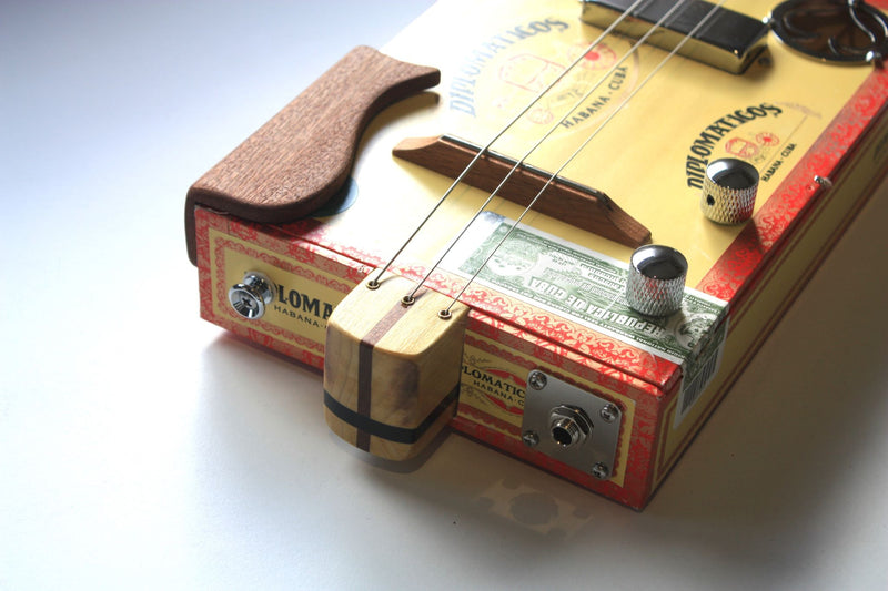 Diplomaticos Humbucker - 3 String Cigar Box Guitar