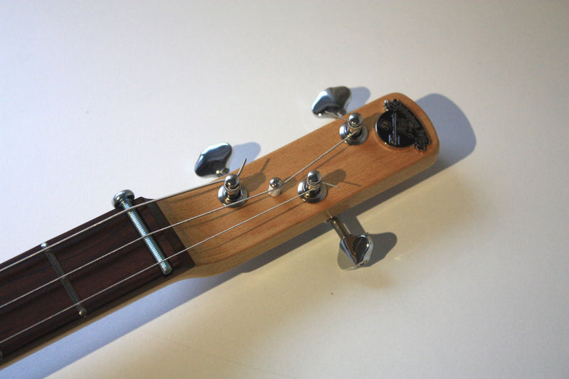 H.Upmann Humbucker - 3 String Cigar Box Guitar
