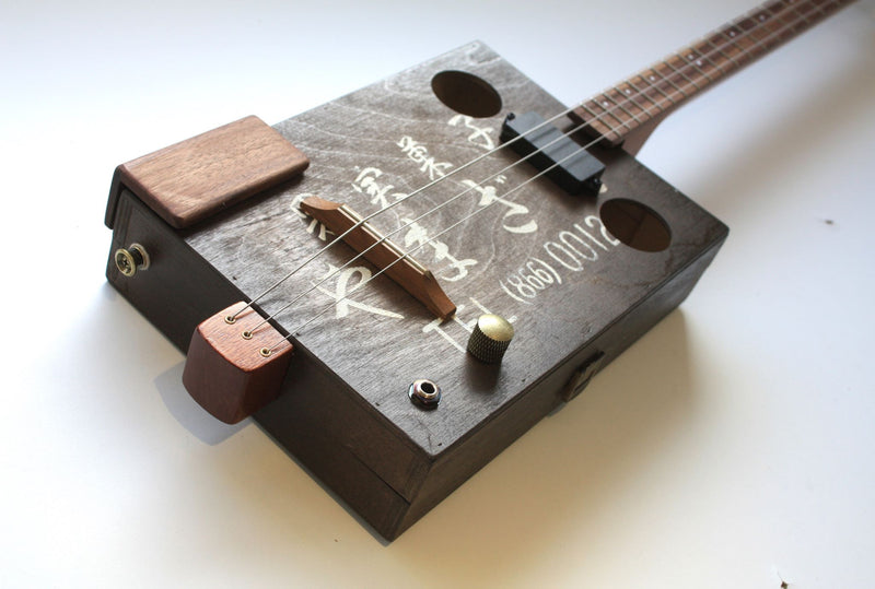 Yamazaki - Compact - 3 String Cigar Box Guitar