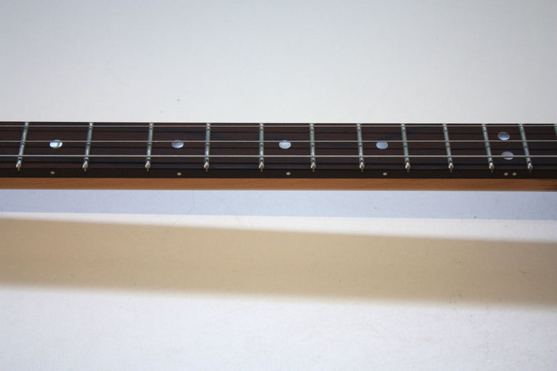 Missouri Licence Plate - Humbucker - 3 string cigar box guitar