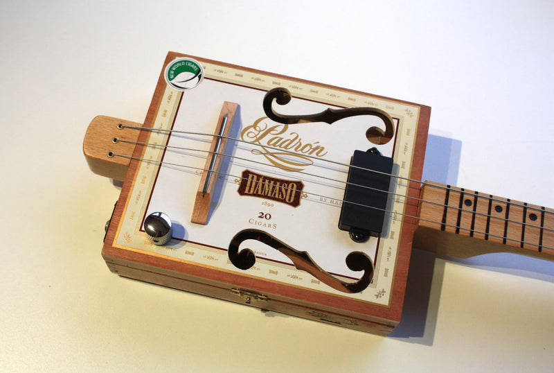 Padron Fretless - 3 string cigar box guitar