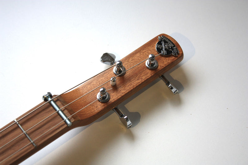 Rocky Patel Compact - 3 string cigar box guitar
