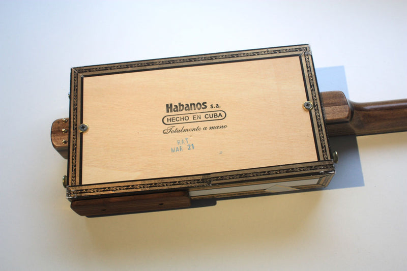 Sancho Panza - Humbucker - 3 String Cigar Box Guitar