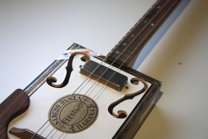 Sancho Panza - Humbucker - 3 String Cigar Box Guitar