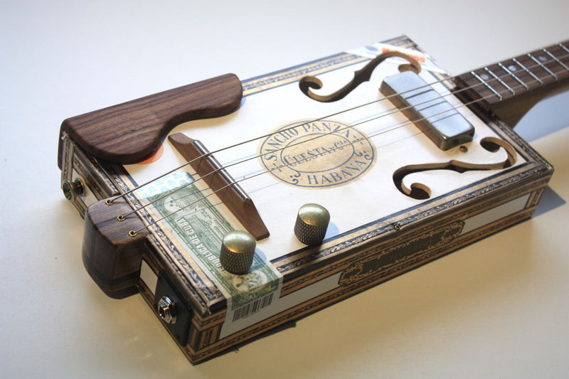 Sancho Panza - Humbucker - 3 String Cigar Box Guitar