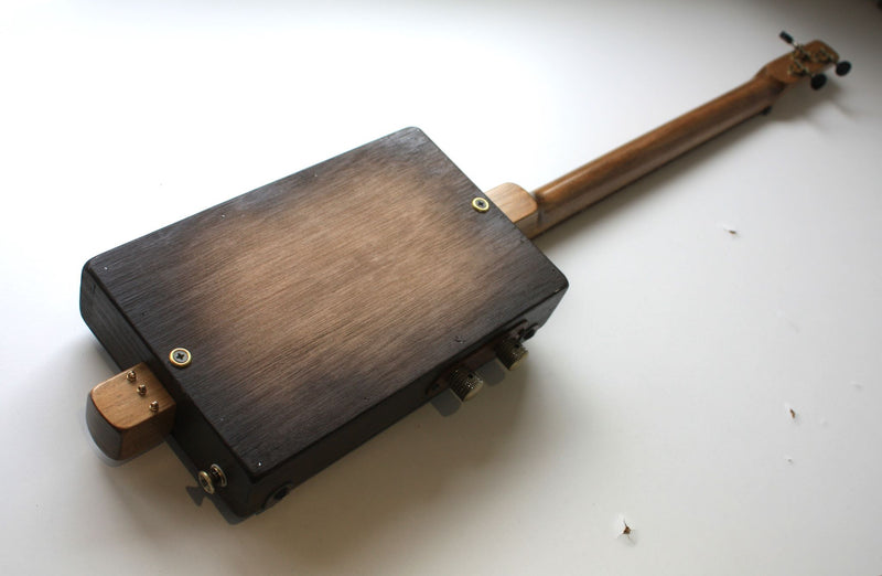 Workshop Series - Custom "Barbed Wire" Dark oak - 3 String Cigar Box Guitar