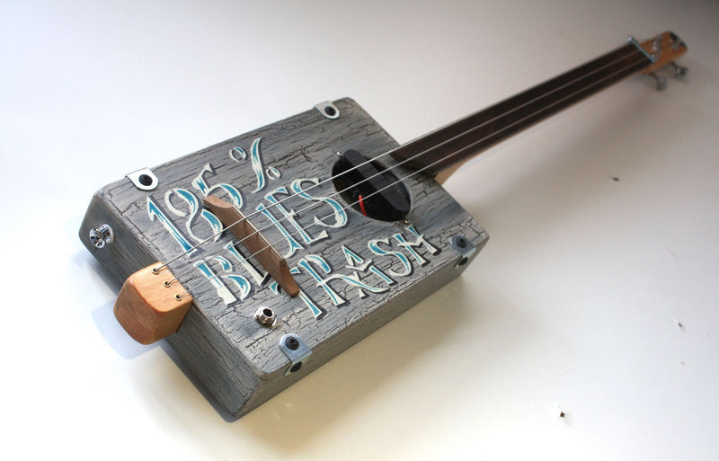 Workshop Series - Light Grey crackle 'Blues Trash' - Fretless - 3 String Cigar Box Guitar