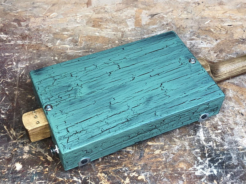 Workshop Series, Sage crackle (EBE) - 3 String Cigar Box Guitar
