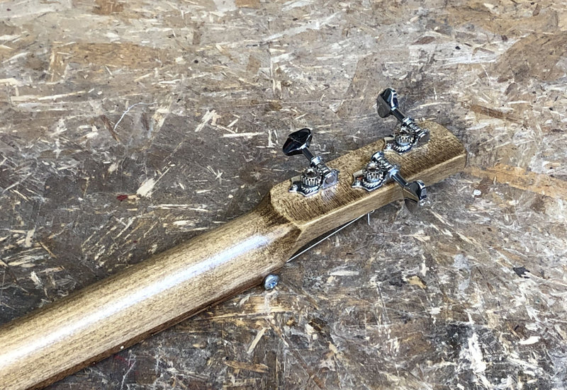 Workshop Series, Sage crackle (EBE) - 3 String Cigar Box Guitar