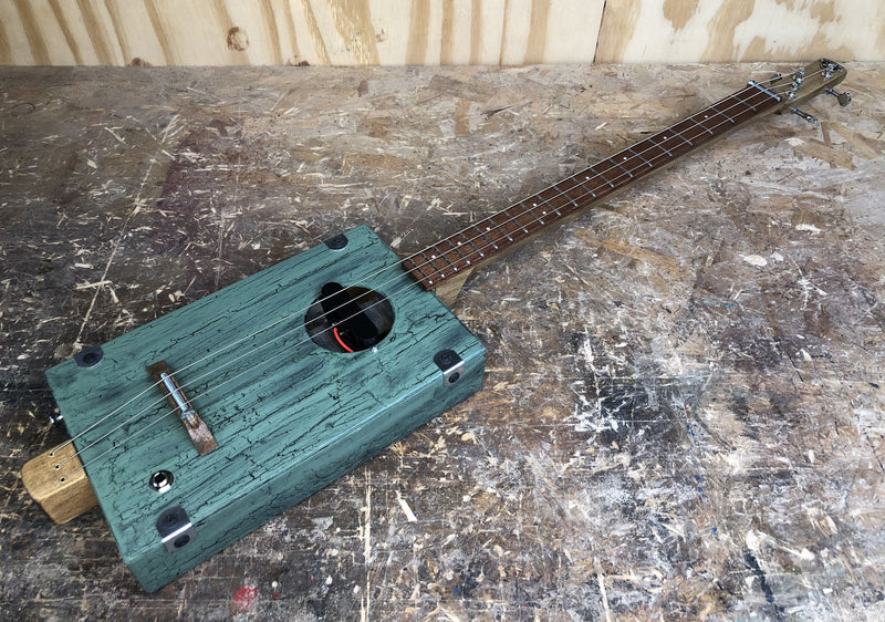 Workshop Series, Sage crackle (EBE) - 3 String Cigar Box Guitar