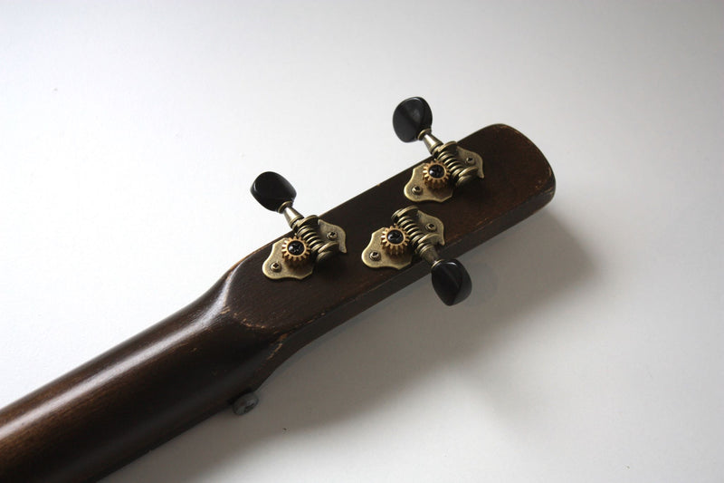 Workshop Series, Yellow "I Went Down to the Crossroads" - 3 String Cigar Box Guitar