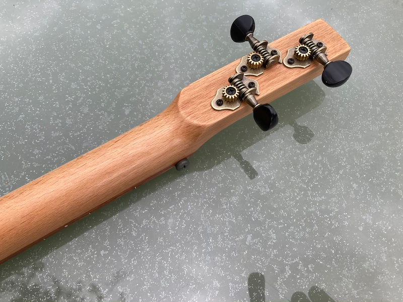 Fat Bottom Betty fretless 3 String Cigar Box Guitar,  compact pickup, short scale