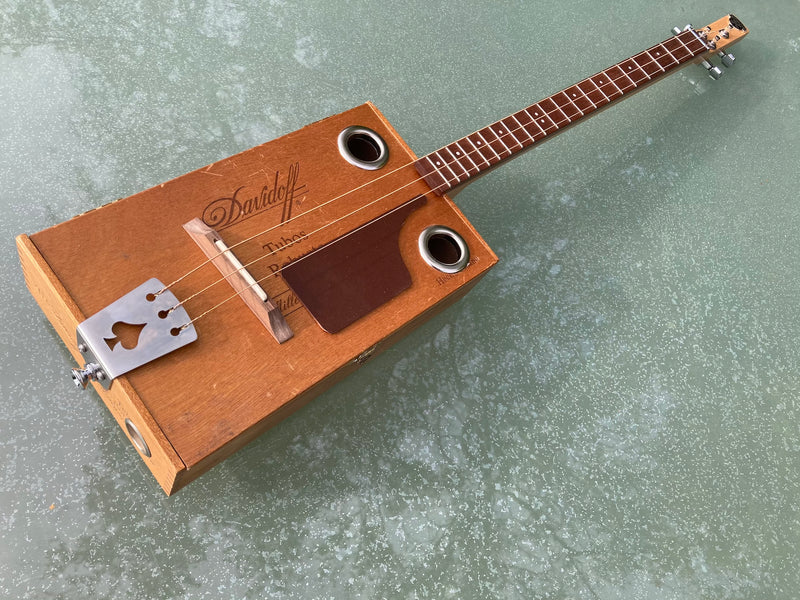 Davidoff,  under-saddle piezo pickup, short scale - 3 String Cigar Box Guitar