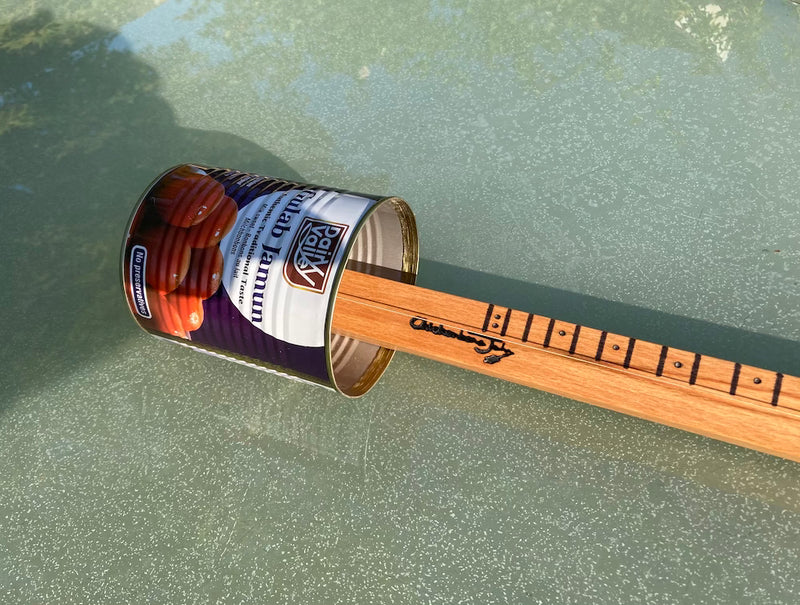One String Canjo - Diddley Bow with piezo pickup