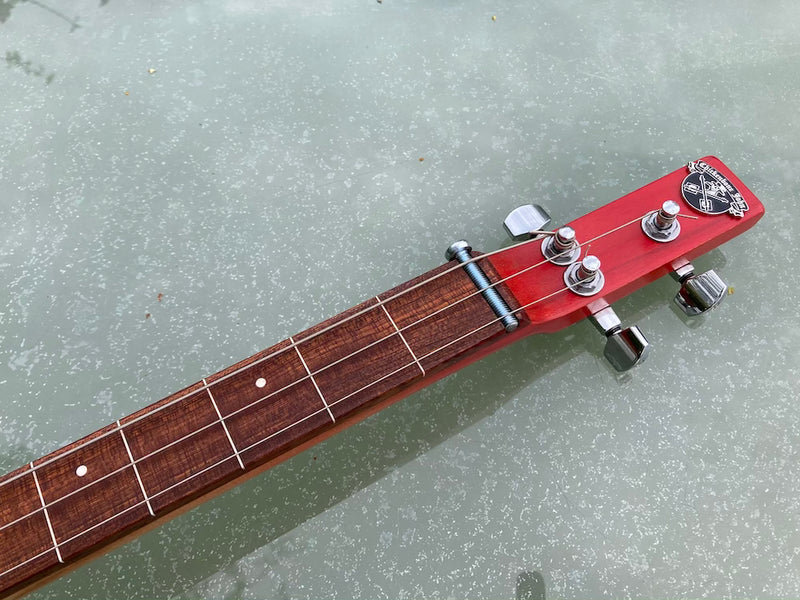 Macanudo fretless 3 String Cigar Box Guitar,  compact pickup, short scale
