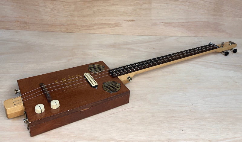 Oliva rail humbucker 3 string cigar box guitar