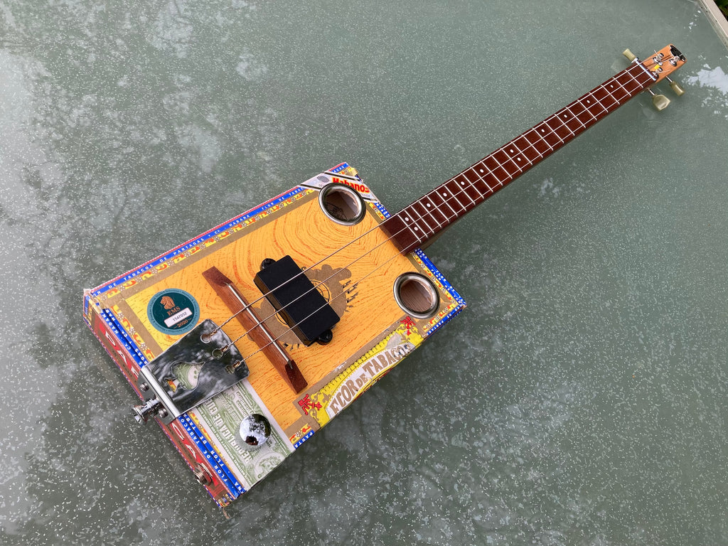 Partagas  compact pickup, short scale - 3 String Cigar Box Guitar