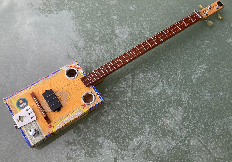 Partagas  compact pickup, short scale - 3 String Cigar Box Guitar