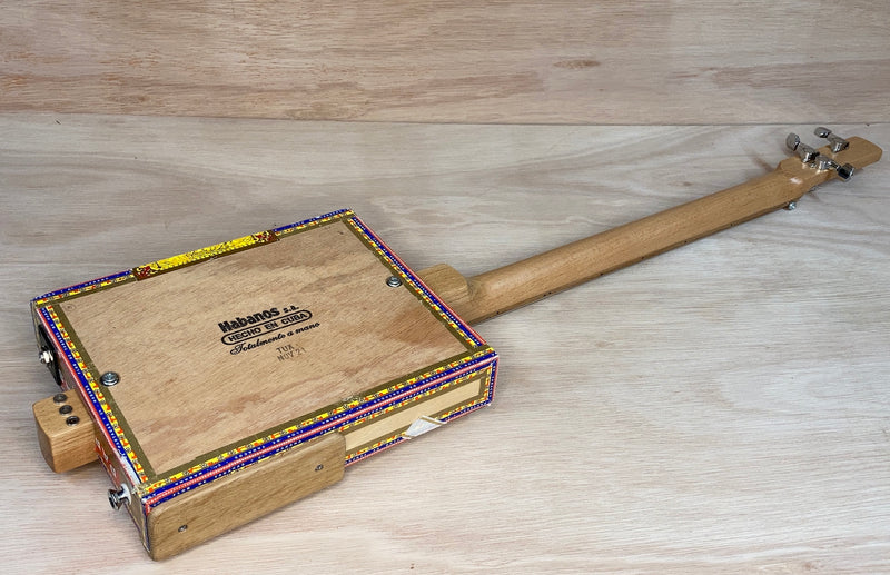 Partagas humbucker 3 string cigr box guitar