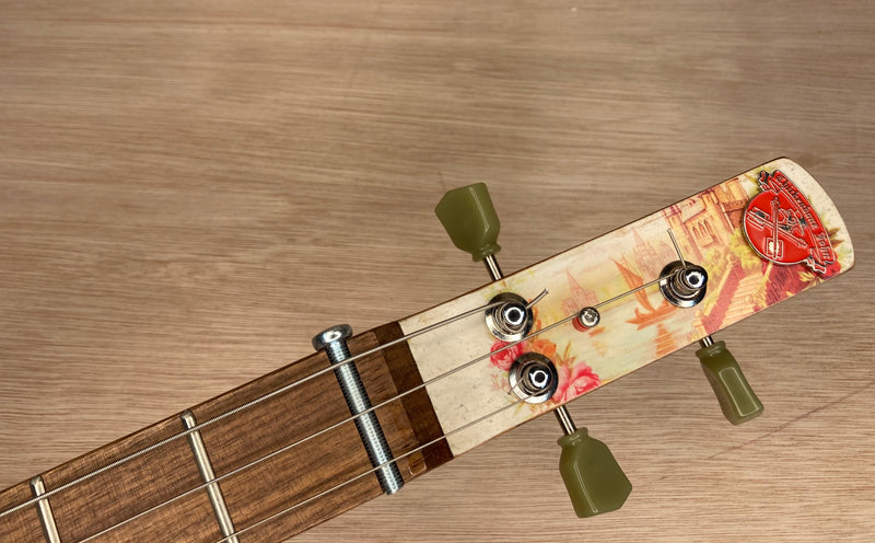 Romeo & Julieta 3 string humbucker cigar box guitar