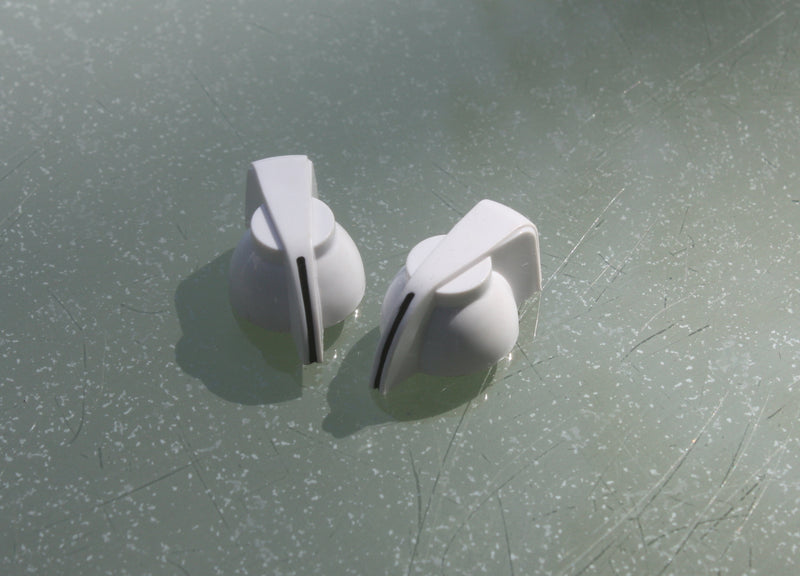 Chickenhead control knobs - White (pair)