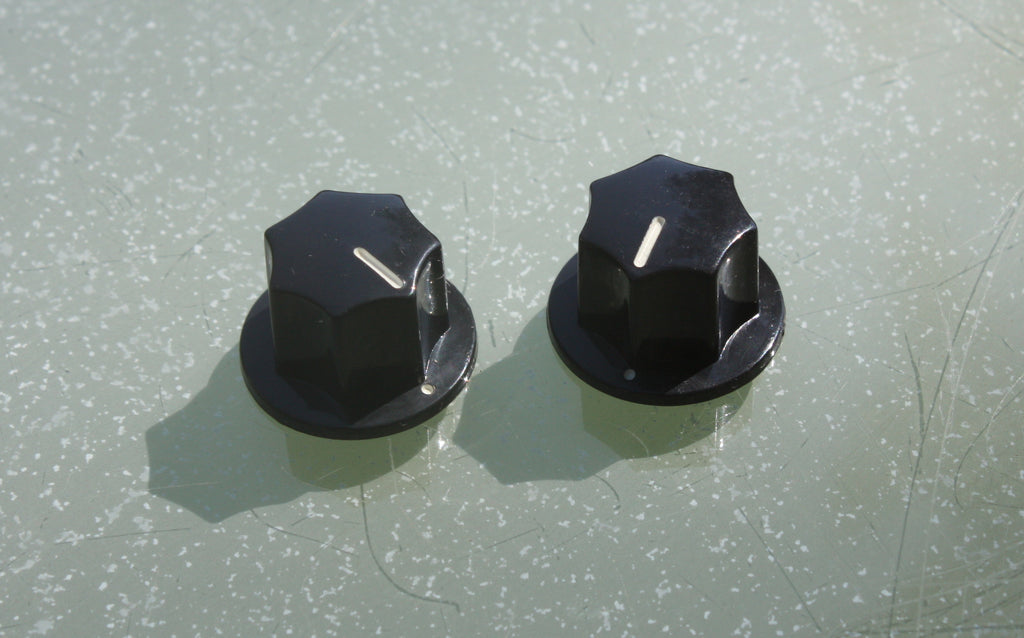 Radio-style control knobs - Black (pair)