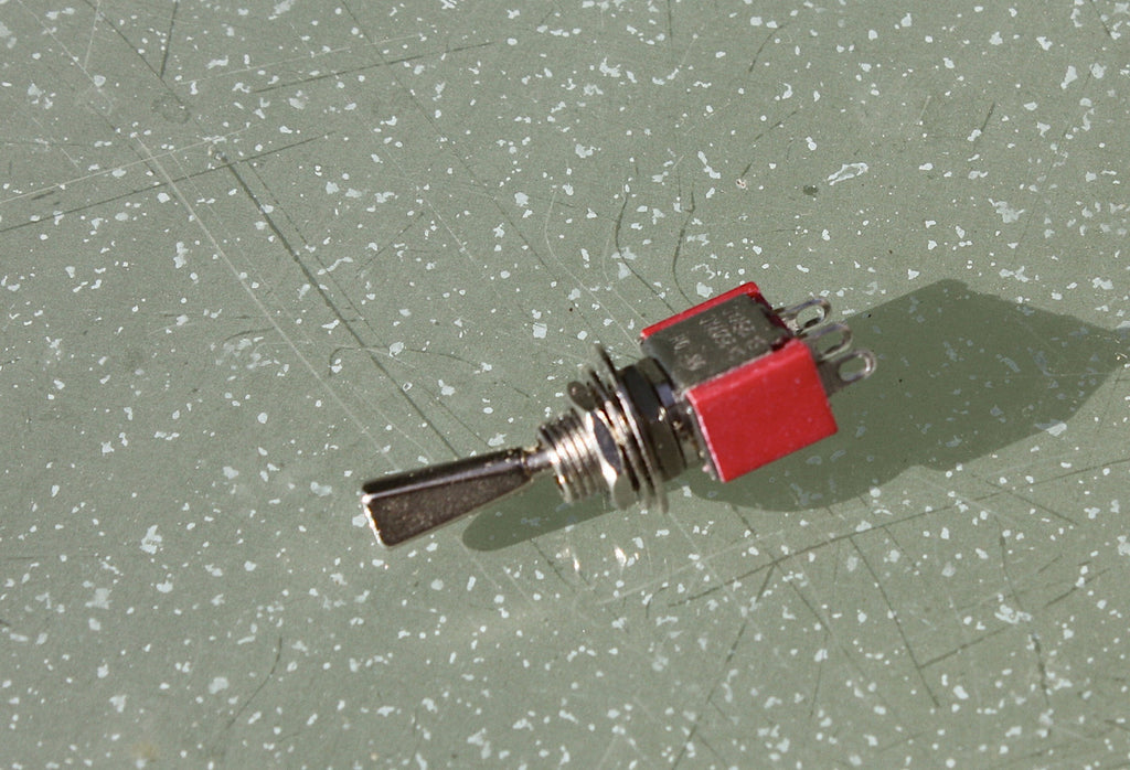 Blade mini toggle switch SPDT on-on,  for coil split