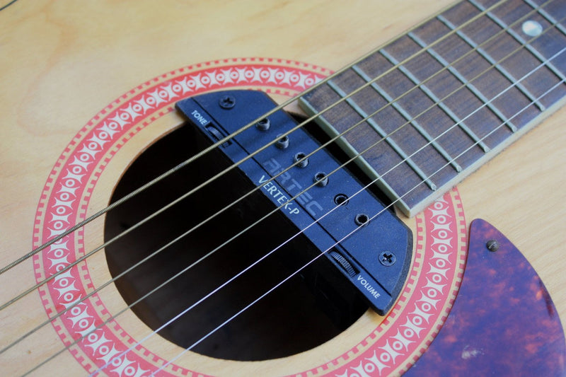 Artec Vertex-P soundhole pickup for acoustic guitar